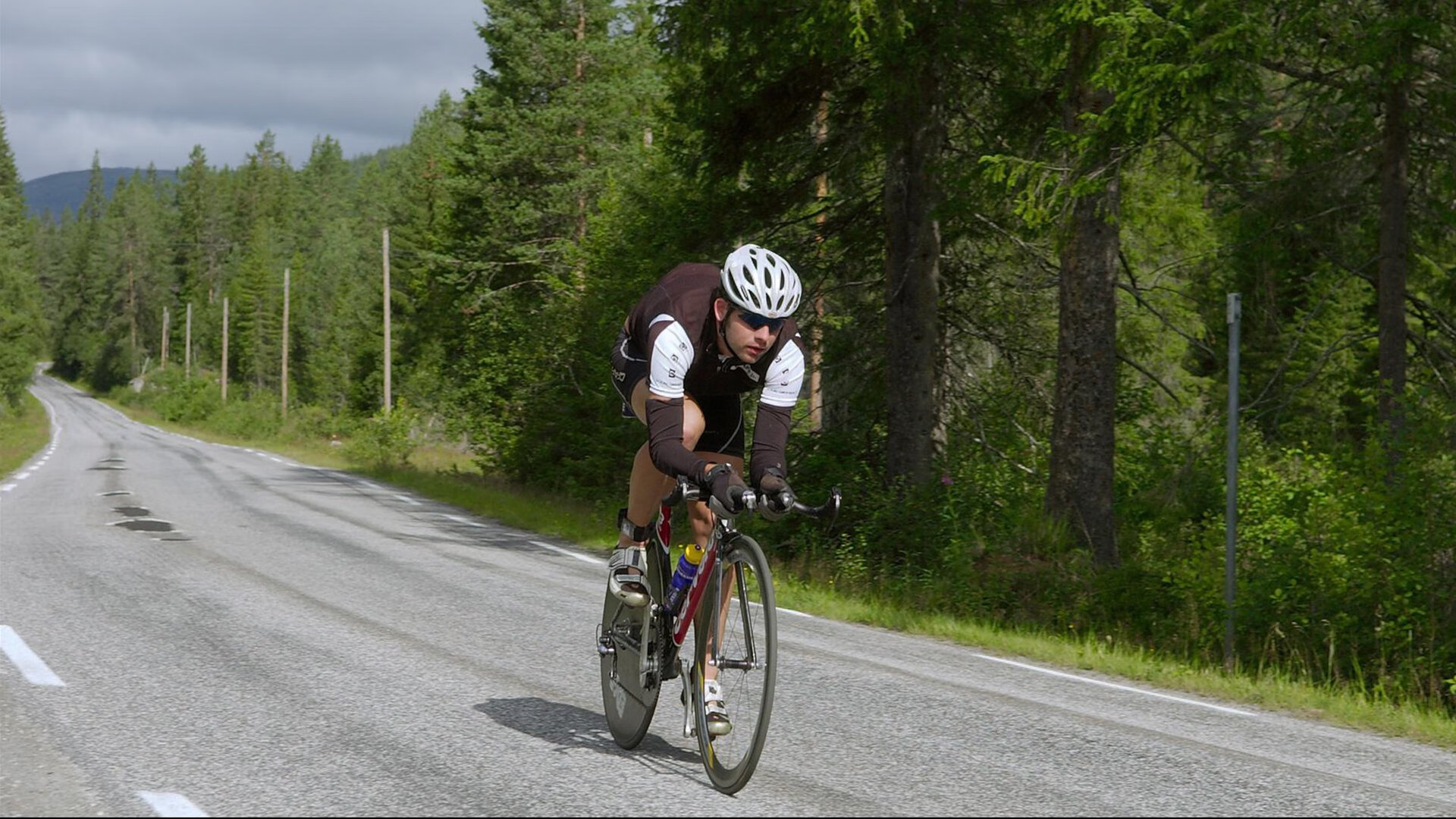 国乒包揽世界杯双冠 马龙陈梦强势登顶 巴黎奥运备战再传捷报