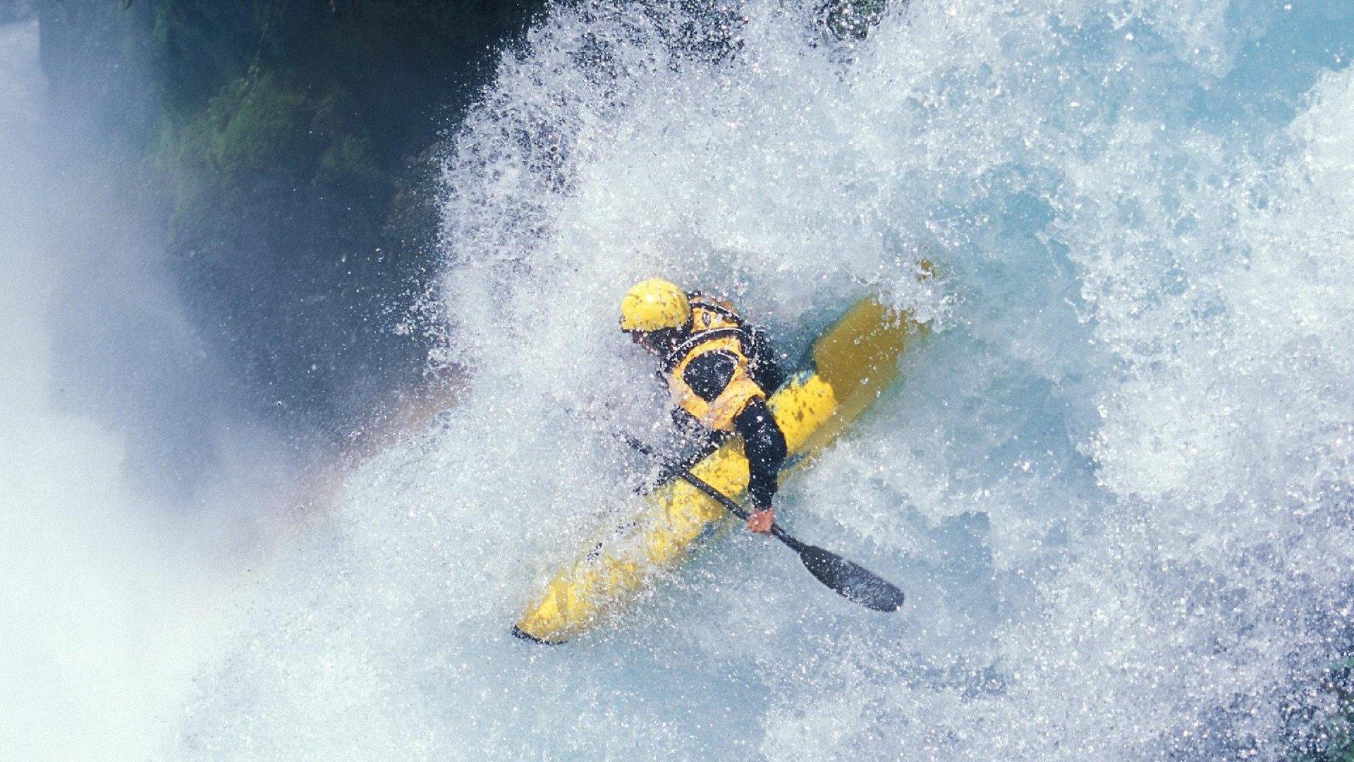 潘展乐破亚洲纪录 勇夺世锦赛男子100米自由泳金牌