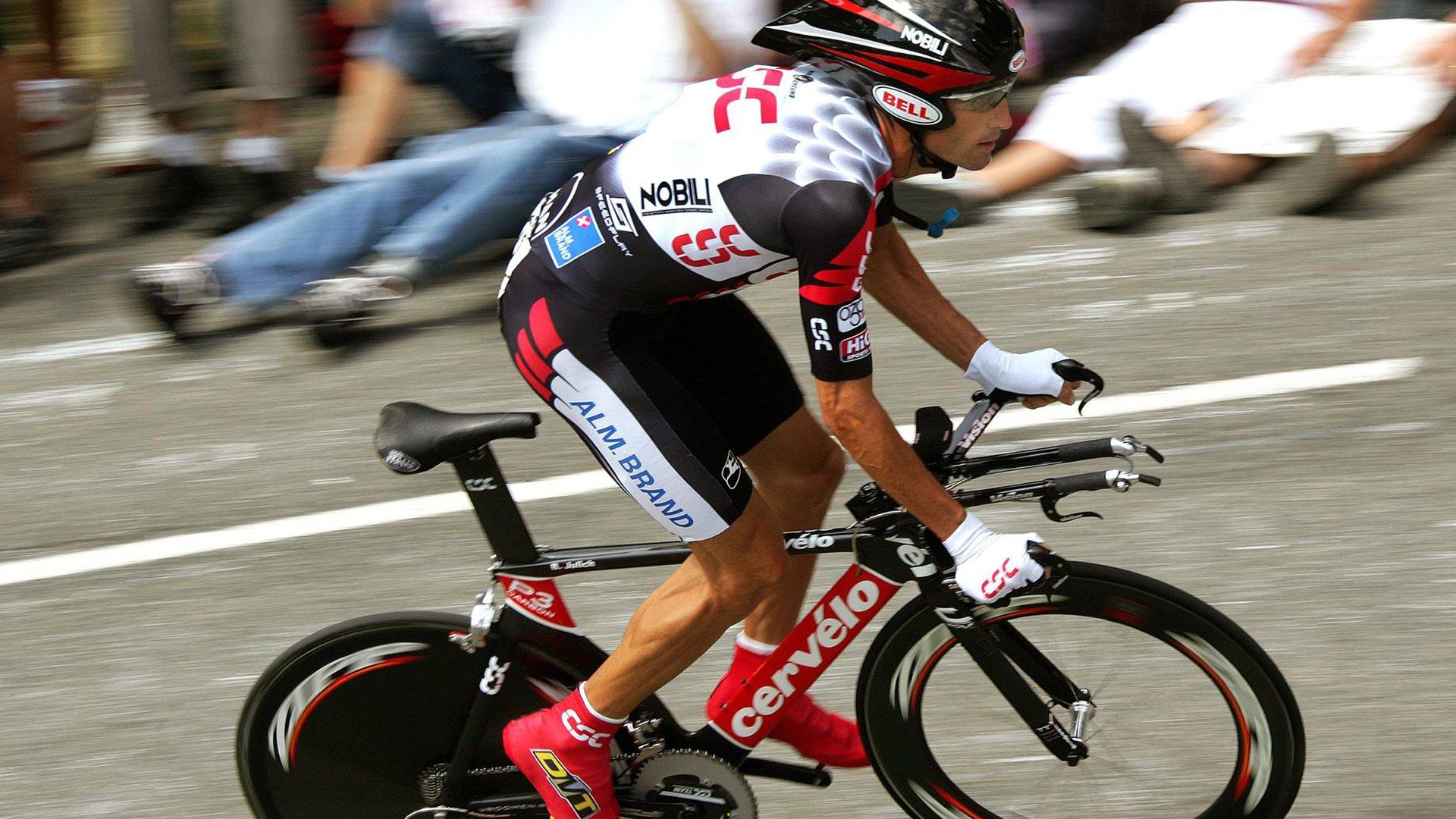 2024北京国际马拉松赛圆满落幕,埃塞俄比亚选手包揽男女组冠军